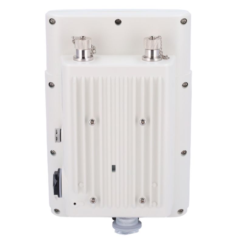 UG67-868M – outdoor LoRaWAN gateway - BMS Parts UG67 868M Back